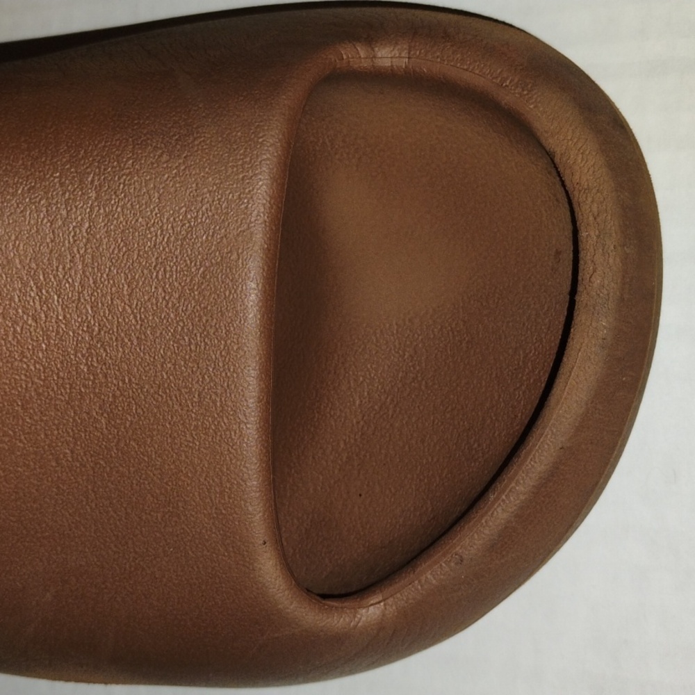 Yeezy Slides. Brown in Color. Men's size 10. - Picture 3 of 14